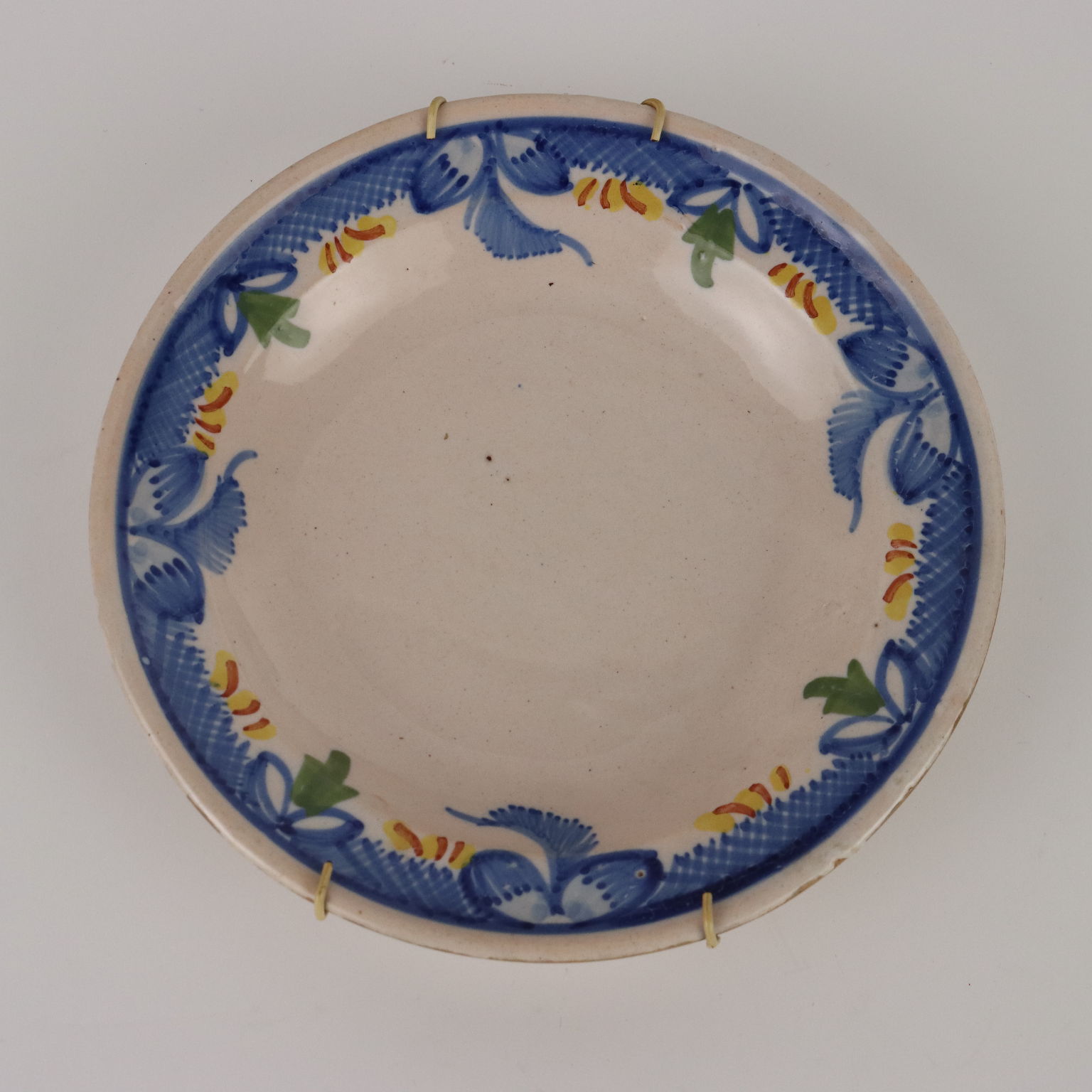 Antiker Teller aus Majolika Süditalien des XIX Jhs