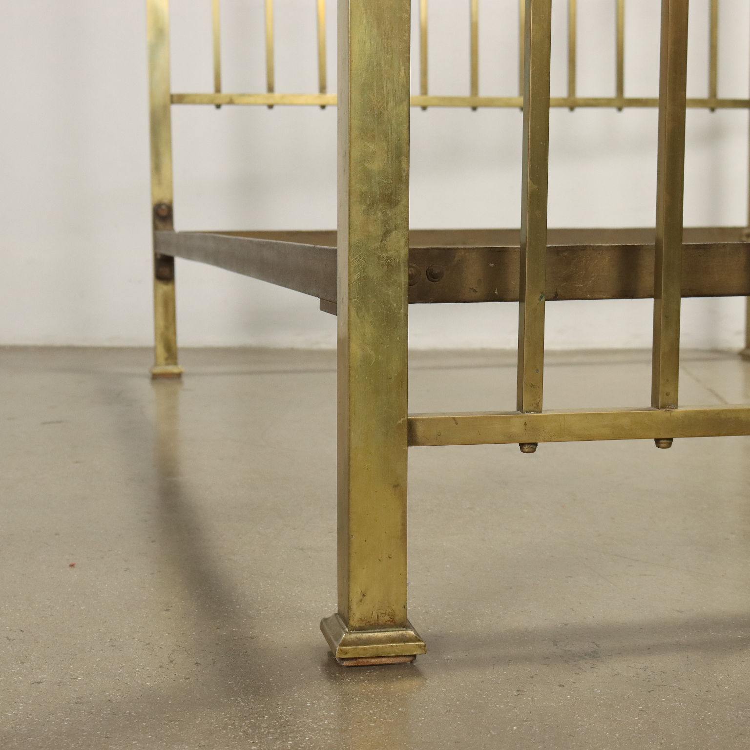 Antique Double Bed Early '900 Brass Neoclassical Pinnacles