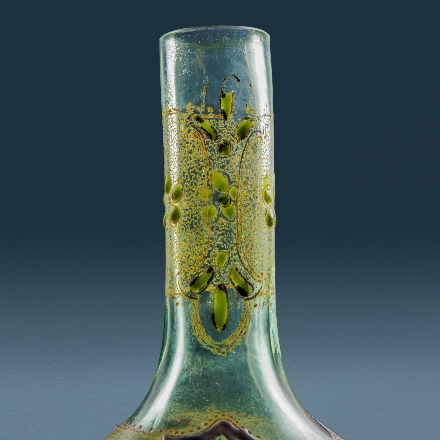 Antiker Gallé Vase aus Emailliertem Glas Blumendekorationen '800