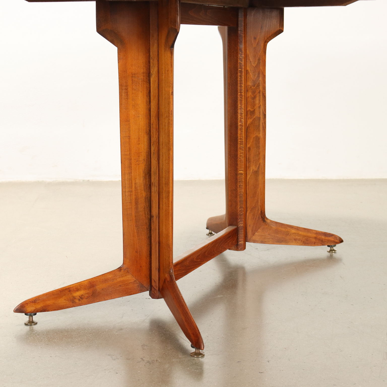 Vintage Tisch aus Buchenholz und Teck Restauriert der 60er Jahre